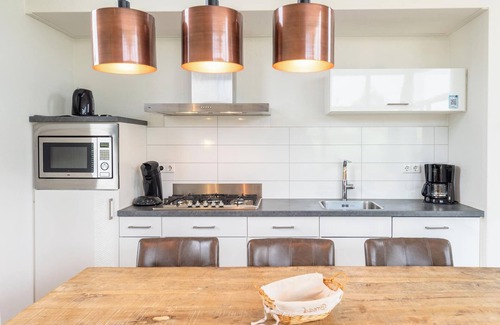 Breskens Casa | Chalet with 2 bedrooms and a terrace