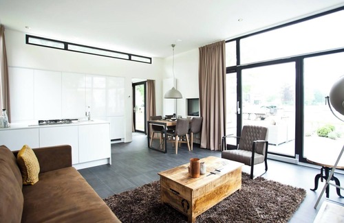 Halfweg Casa | Chalet with 2 bedrooms and a terrace