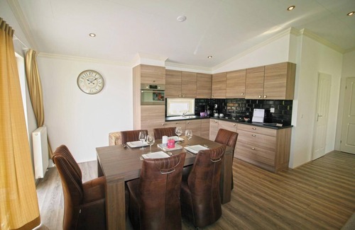 West-Graftdijk Casa | Chalet with 3 bedrooms and furnished garden