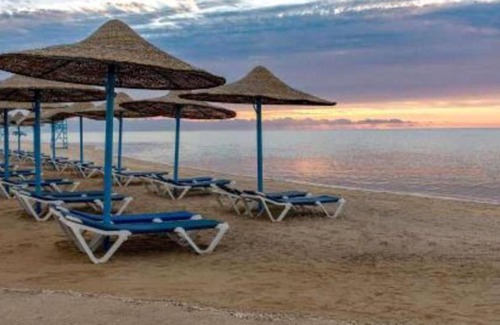 Port Ghalib Apartamento | Chalet With Pool View