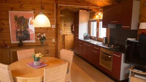 Sint-Annaland Chalet De Esquí | Chaletparc Krabbenkreek Zeeland - Chalet 130