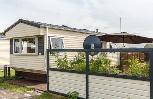 IJmuiden Chalet De Esquí | CHALETS IN THE DUNES nearby the beach