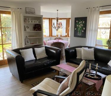Burgberg Apartamento | Chaletwohnung Alpenglück