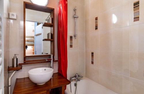 Eaux-Bonnes Apartamento | Chaleureux studio 6 pers, ascenseur, balcon, proche pistes - FR-1-400-5