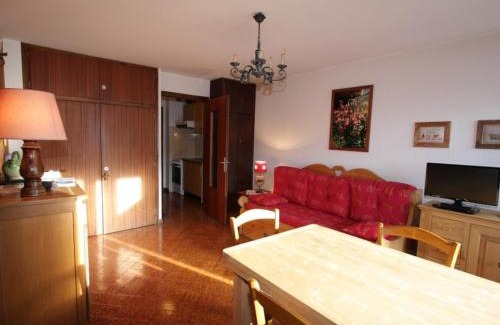Le Chinaillon Apartamento | Chaleureux Studio pour 4 au Chinaillon, Balcon, Proche Skibus et Commerces - FR-1-458-89