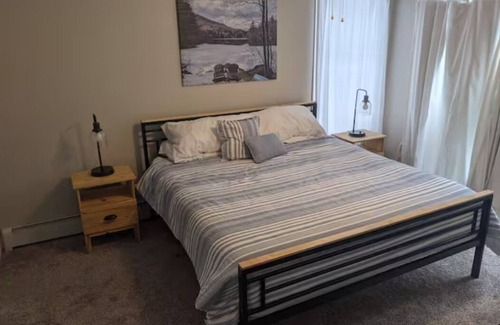 Newbury Casa | Chalk Pond Year Round Ski/Lakehouse