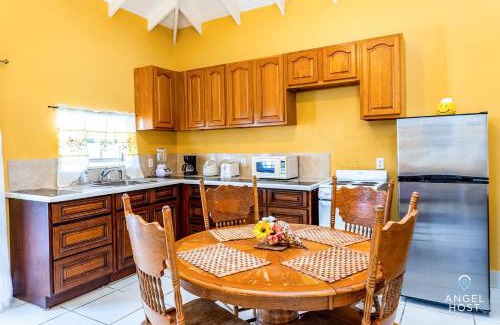 Ocean Point Casa | Chalk Sound Beach Residences Near Sapodilla Bay Beach by Angel Host!
