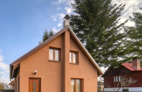 Cervene Janovice Casa | Chaloupka u jezera pod smrkem