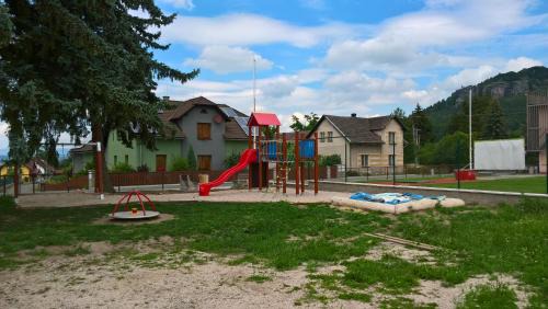 Mnichovo Hradiste Chalet De Esquí | Chalupa Pod Drábskými světničkami