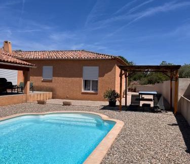 Saint-Maximin-la-Sainte-Baume Cama Y Desayuno | Chambres d'hôtes, B&B climatisées LA BORRELLIENNE