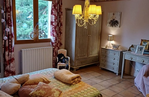 Saint-Saturnin-les-Avignon Cama Y Desayuno | Chambre d 'hôte Romantique a Coté D'avignon