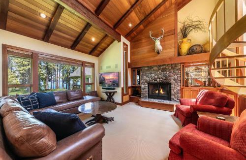 Chambers Lodge Casa | Chambers Lakeside Escape w Lake Views & HOA Access!