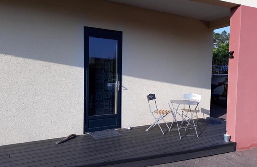 Ver-sur-Mer Cama Y Desayuno | Chambre 150m des plage