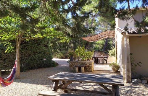 Peypin-d'Aigues Casa | Chambre au Cœur du Luberon