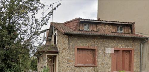 Villeneuve-le-Roi Casa | Chambre avec balcon dans charmante maison prêt d' aéroport d'Orly et proche paris