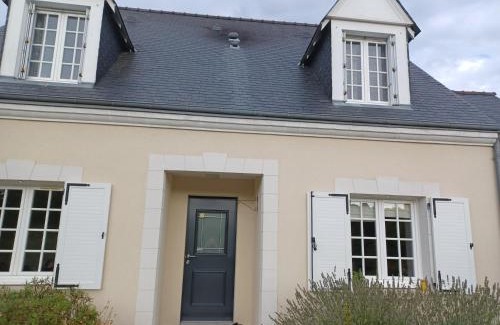 Pruille-le-Chetif Casa | Chambre avec sdb