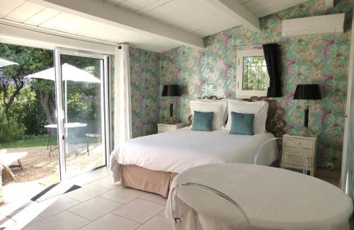 Antibes Cama Y Desayuno | Chambre Bed and Breakfast dans la Villa Cypra