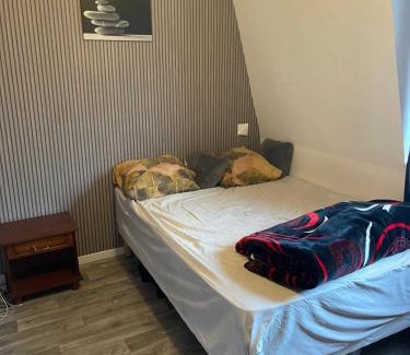 Roubaix Casa | Chambre charmante
