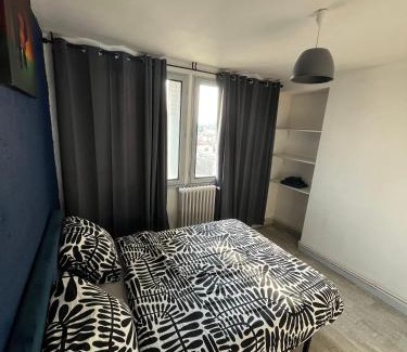 Fontaine Lestang-Bagatelle-Papus-Tabar-Bordelongue Apartamento | Chambre chez Bryan