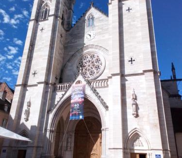 Chalon-sur-Saone Casa | CHAMBRE CHEZ L HABITANT