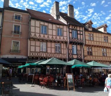 Chalon-sur-Saone Casa | CHAMBRE CHEZ L HABITANT