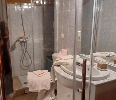 Ornezan Casa | Chambre chez l'habitant dans maison typique gersoise