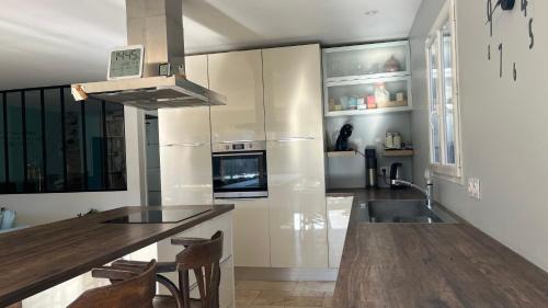 Saint-Martin-de-Crau Casa | Chambre d'hôte dans une maison cosy