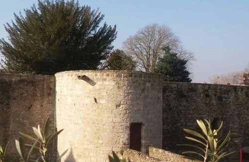 Dourdan Cama Y Desayuno | Chambre D'hôte du Château