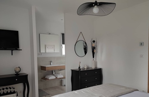 Corme Ecluse Cama Y Desayuno | Vrbo Property