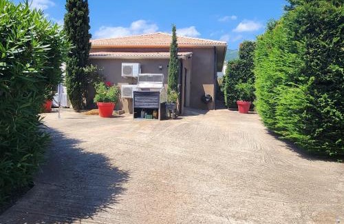 Furiani Cama Y Desayuno | Chambre d'hôtes Casa Lucia