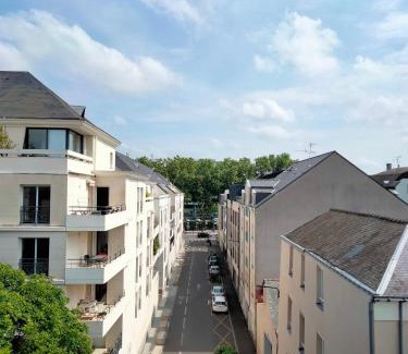 Downtown Angers Cama Y Desayuno | Chambre d'hôtes Coeur de Maine