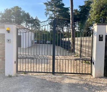 Plan-d'Aups-Sainte-Baume Cama Y Desayuno | Chambre d hôtes LA MANDALA