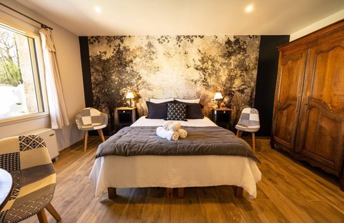 Fleurac Cama Y Desayuno | Chambre d'hôtes Le Rucher des Combes - Black Périgord room