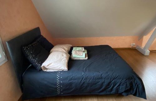 Olemps Cama Y Desayuno | Chambre d'hôtes Les Grillons