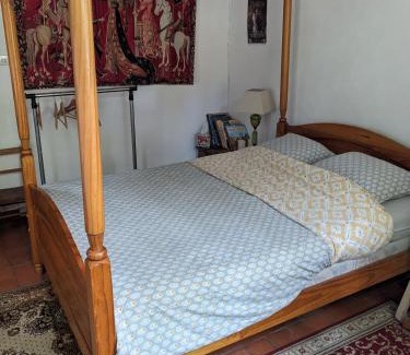 Saint-Michel-Lapujade Cama Y Desayuno | chambre d'hôte La Fontaine