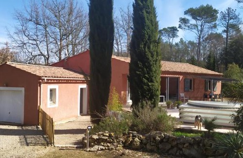 Le Thoronet Casa | CHAMBRE D'HOTE AVEC PARKING PRIVATIF