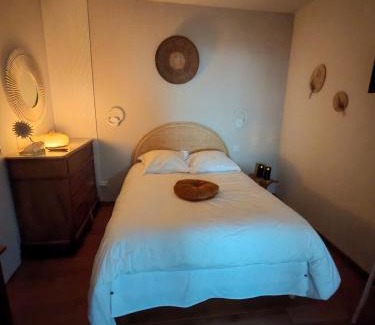 Nord Cama Y Desayuno | chambre d'hote de charme "Villa les Iris" proche centre ville