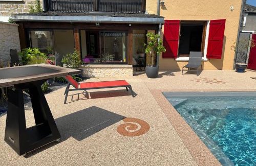Brive-la-Gaillarde Casa | Chambre dans maison avec piscine
