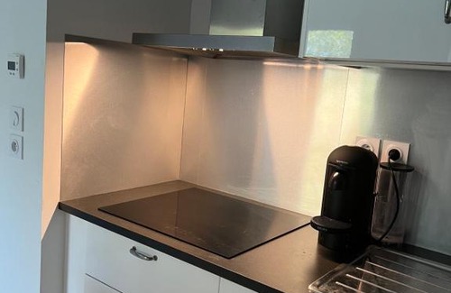 Aubagne Casa | Chambre dans un appartement neuf centre-ville chez l'habitant