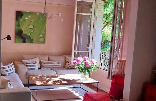 Joinville-le-Pont Cama Y Desayuno | Chambre dans une maison de charme au calme en bord de Marne proche transports