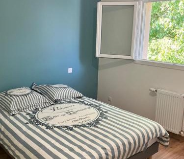 Vaires-sur-Marne Casa | Chambre dans une maison en Colocation proche paris et Disney Room in shared house