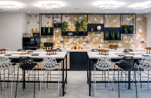Le Mesnil-Amelot Apartamento | Chambre Deluxe | Navette gratuite pour l'aéroport