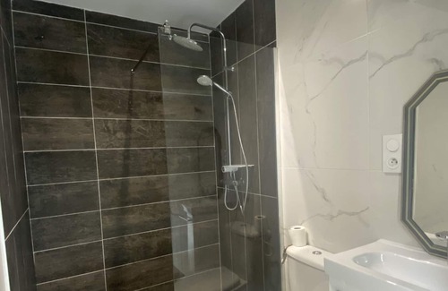 Allassac Cama Y Desayuno | Vrbo Property