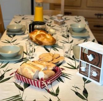 Saint-Pierre-du-Chemin Cama Y Desayuno | Chambre dhôtes familiale à Saint Pierre du Chemin