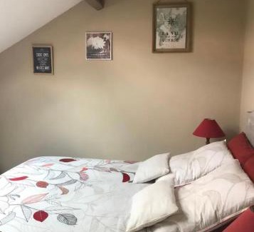 La Roche-sur-Yon Cama Y Desayuno | Chambre et salle d'eau privées dans maison de ville