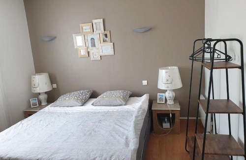 Chateauneuf-les-Martigues Casa | Chambre en Provence dans villa avec piscine