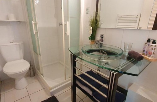 Saint-Quentin-sur-le-Homme Cama Y Desayuno | CHAMBRES D'HOTES AVEC PISCINE AUX AGAPANTHES DE CROMEL - Mont Saint Michel