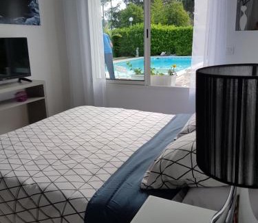Martignas-Sur-Jalle Casa | Chambre Indépendante "Terre Rouge"