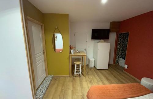 Santilly Cama Y Desayuno | Chambre- Indépendant et Autonome