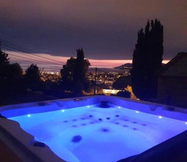 Le Cannet Casa | chambre jaccuzi vue mer